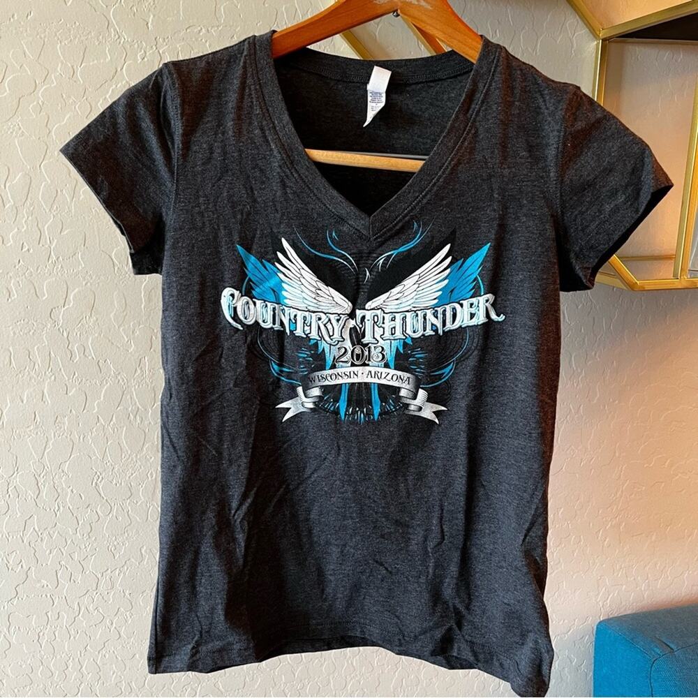 Bella gray vneck ladies cut COUNTRY THUNDER 2013 Arizona Wisconsin shirt size S